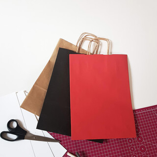 Papiert�ten mit Kordel 24 x 18 x 8 cm - Papiertragetaschen Wei� - 3,5 Liter